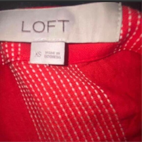 Loft women’s red wrap blouse - Picture 13 of 13